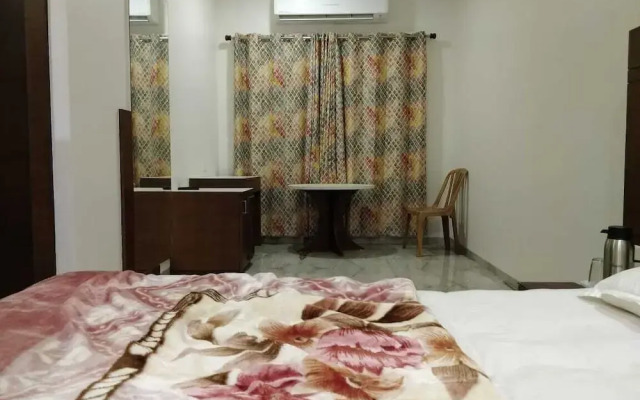 Hotel Geetanjali