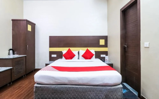 OYO 23254 Hotel Aqua