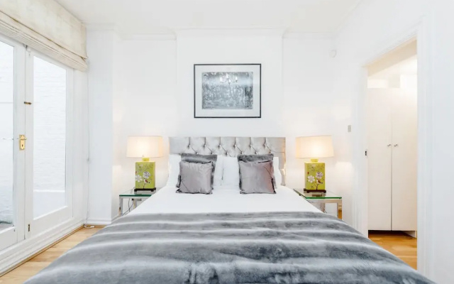 Earls Court Road Apartments