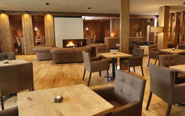 Отель Erlebnishotel Gassenhof Рачинес-Ратскингс интерьер отеля