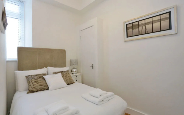 Virtue Apartments - the Grove