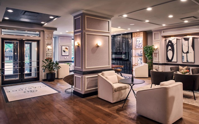 Claridge House Chicago, Tapestry Collection by Hilton