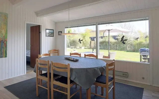 6 Person Holiday Home in Gedser