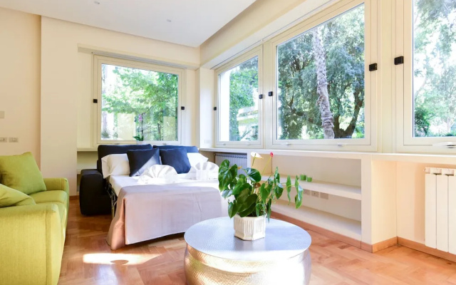 Caracalla Exclusive Property n. 2