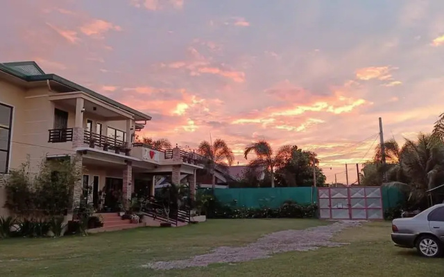 Elenem Resort