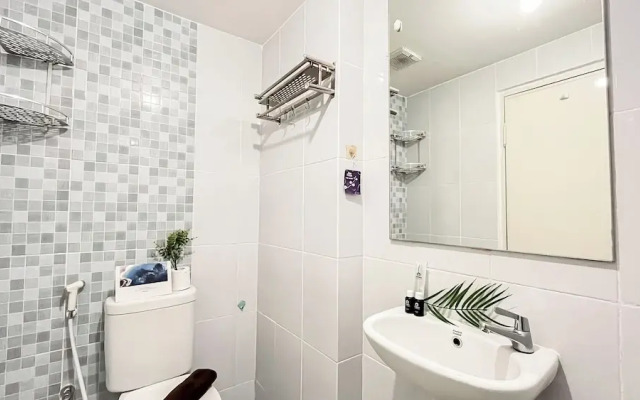 Comfort Studio At Tokyo Riverside Pik 2 Apartment