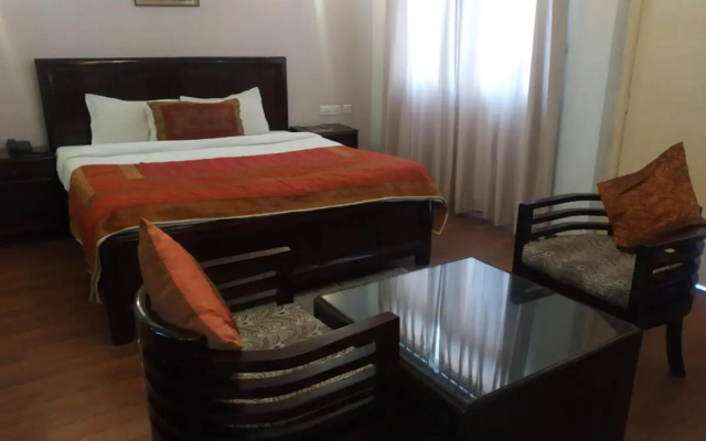 Hotel Glitz