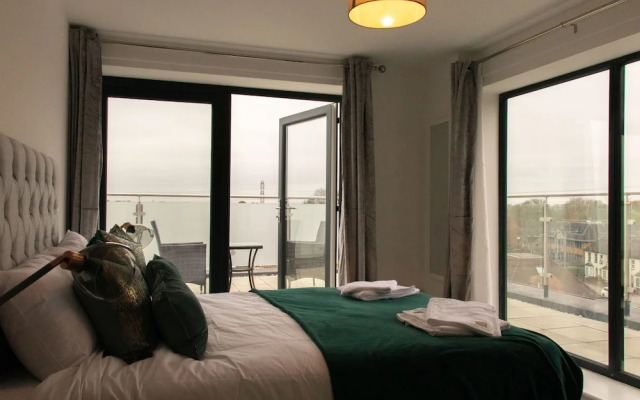 Livestay - 2bed Penthouse With Wrap Around Balcony