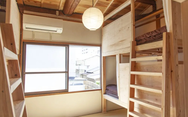 Fukuoka Guesthouse SHIP - Hostel