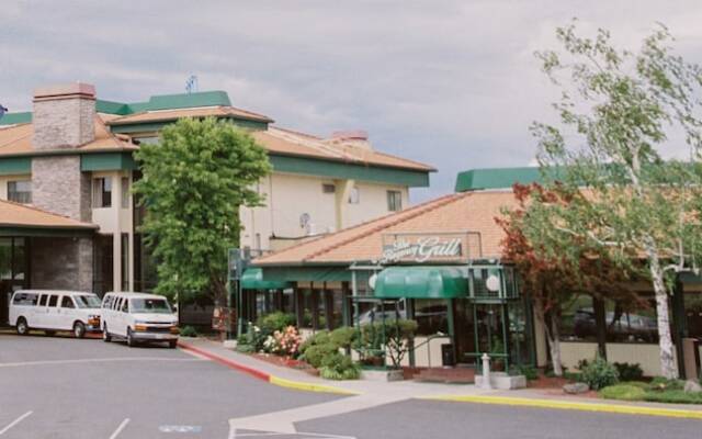 Rogue Regency Inn And Suites Medford United States Of - 