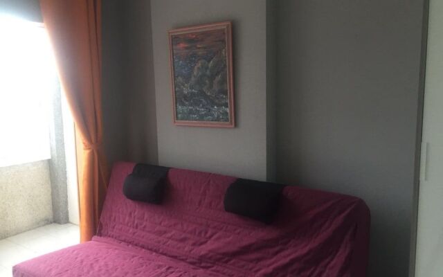 Hostal Emporda