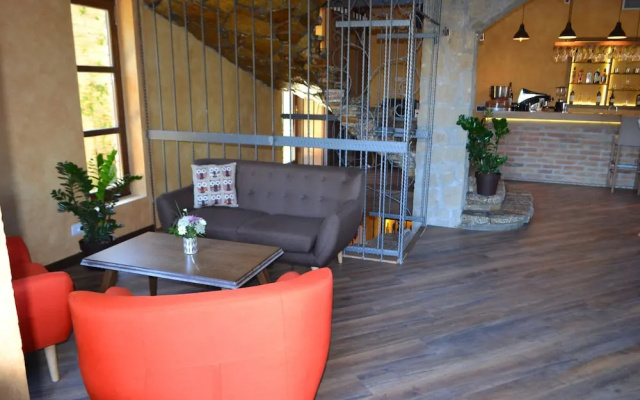 Garni Hotel Chicha - Winery Skrbic