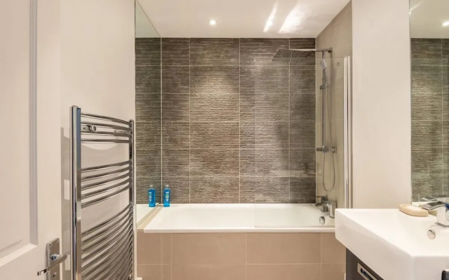 1br Modern Home W/Garden in West Kensington