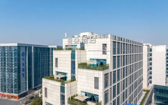 Atour Hotel