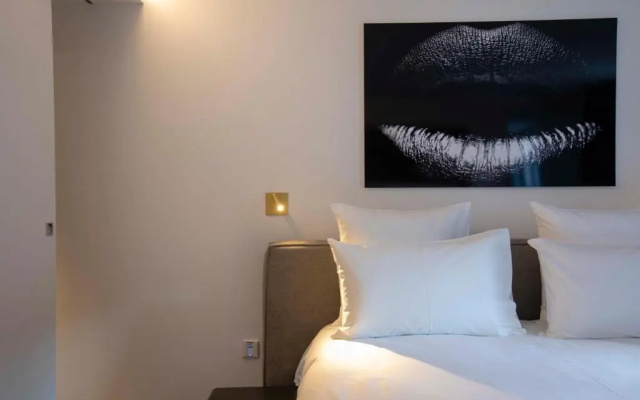 BORD EAU Guest House