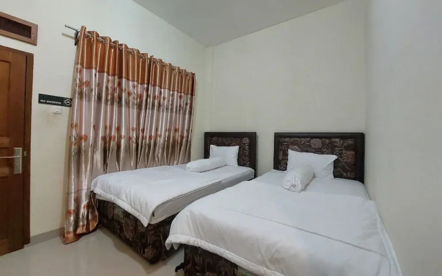Gondang Sivali Hotel