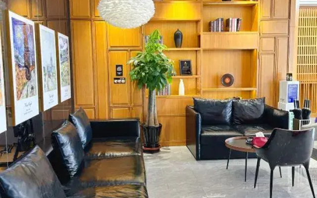 Subo Yun Hotel (Donggang City Mansion)