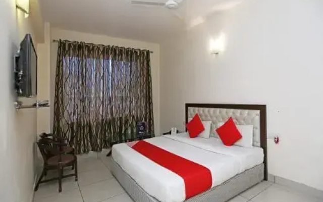 Yellow Sapphire By OYO Rooms