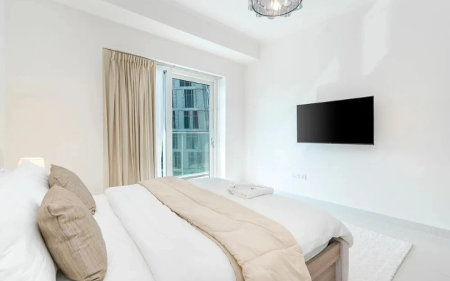 Gala Guests - Damac Heights Collection