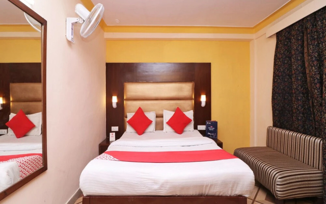OYO 15158 Mussoorie International