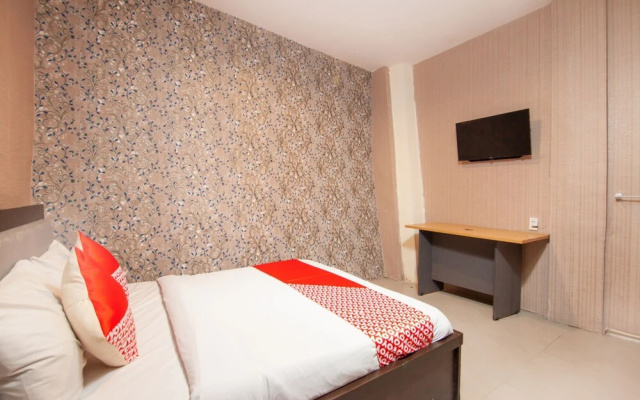 Residence 68 by OYO Rooms
