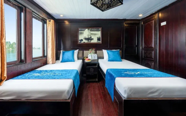 Swan Cruises Halong