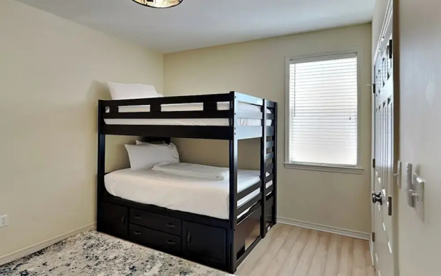 Corner Castle by Southern Vacation Rentals