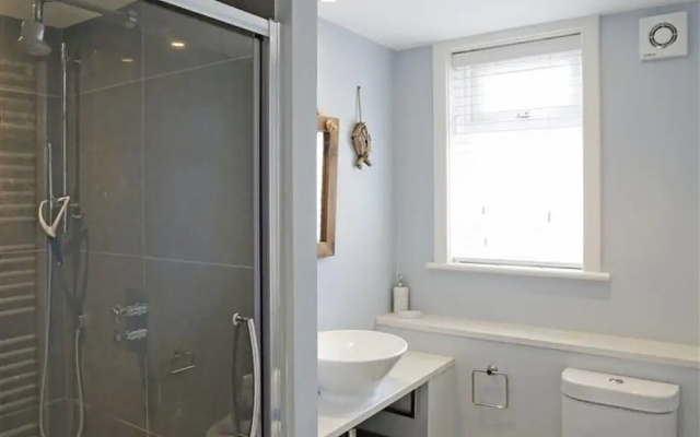 Modern Holiday Home in Aldeburgh Near Beach