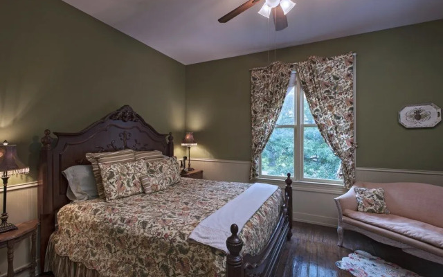 Inn on the Creek