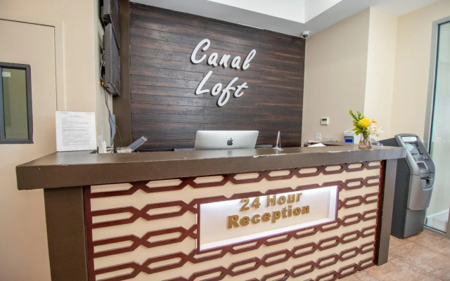 Canal Loft Hotel