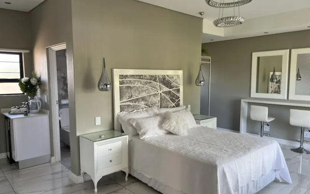 Swan Lake Suites
