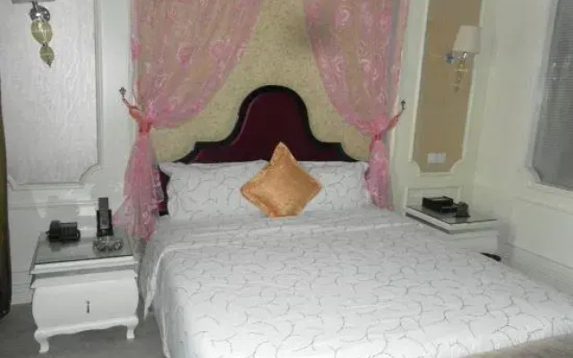 Jinan Business Hotel