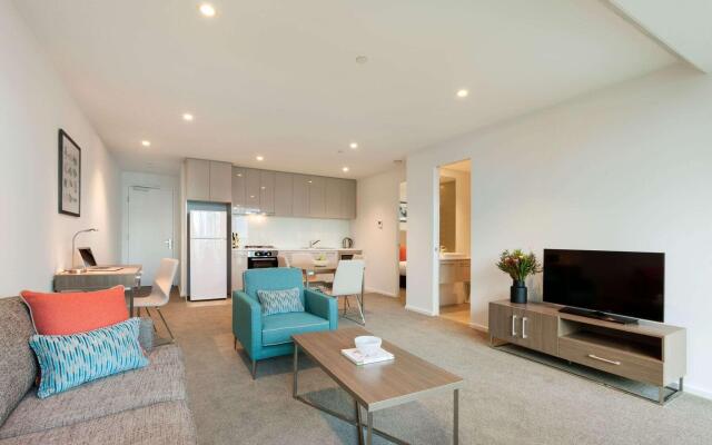 Melbourne Short Stay Apartments on Lonsdale