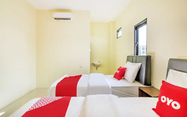 Oyo 2509 Central District Residence