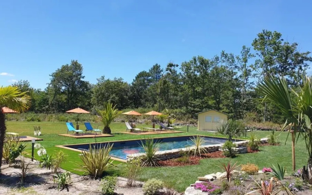 Suite up to 3 people with pool and terrace