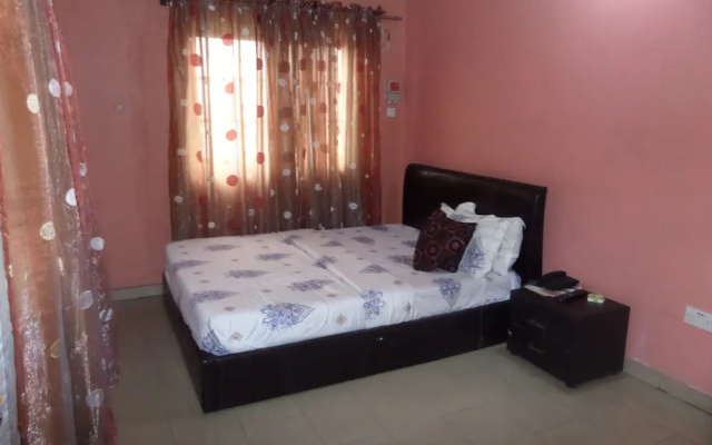 Premier Apartments