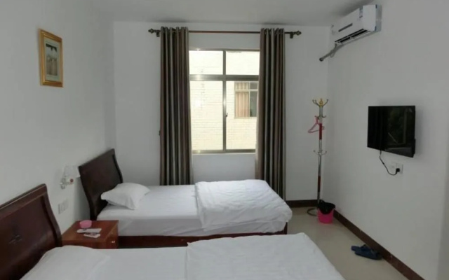 Memory in the Bottle Inn (Weizhou Island Dishui Danping)