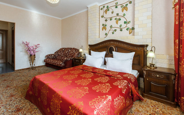 Гостиница Гранд Уют в Краснодаре - забронировать гостиницу Гранд Уют, цены и фото номеров Краснодар вид на фасад