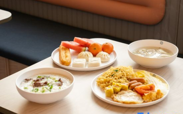 HanTing Hotel (Jiangmen Avenue Middle)