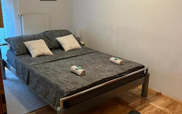 Apartman West