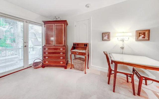 Experience Chautauqua! Newly Renovated Studio