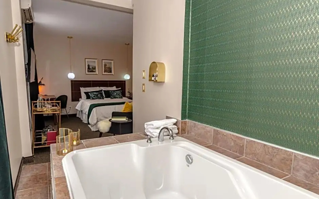Maison Cartier Boutique Hotel
