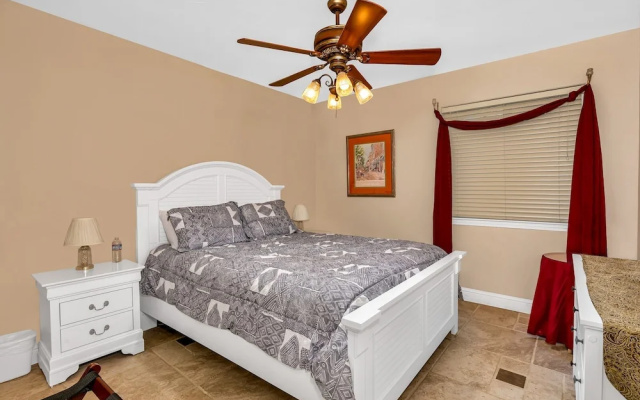 A Tuscan Adventure in California! 3 BDR Sleeps 8