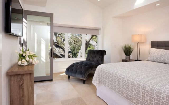 Carmel Country Inn