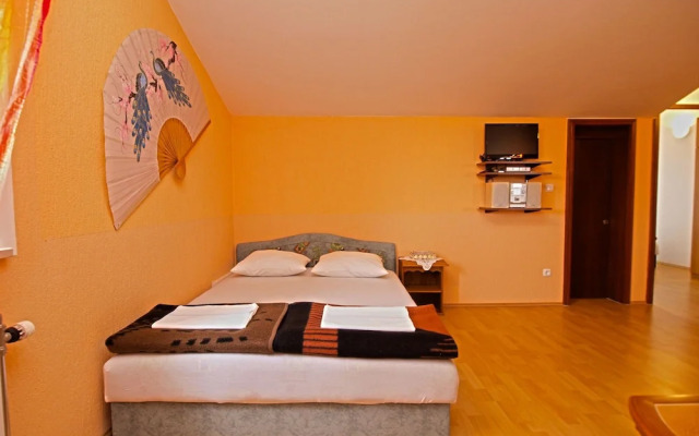 Apartment Denis 19