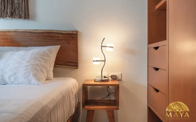 NHOA 211B Lux 1BR Pool View Aldea Zama