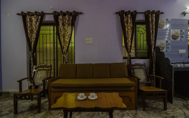 OYO 16976 Home Pool View 3BHK Siolim