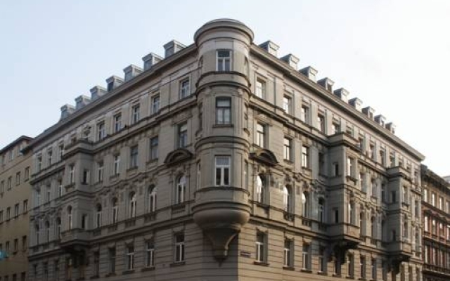Апартаменты Sky Apartments Vienna Вена вид на фасад
