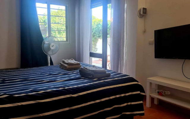 Albufeira Cozy Garden T2 Near the Beach