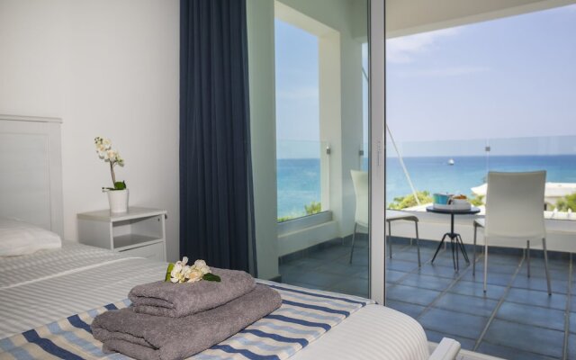 Protaras Seafront Villa Sirina Pearl in Protaras, Cyprus from 586$, photos, reviews - zenhotels.com guestroom